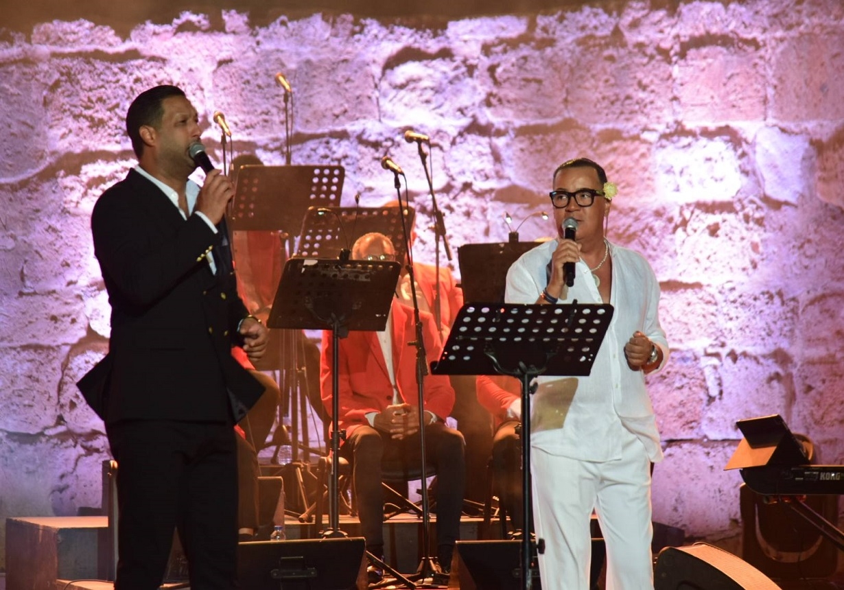 Soirée tunisienne à Carthage: un hommage vibrant à la chanson d’hier et d’aujourd’hui
