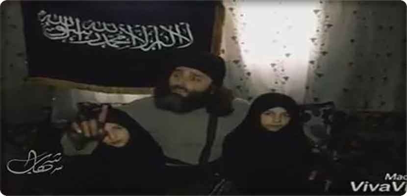 الأب هو أبو نمر، وهو معروف كعنصر سابق في جبهة النصرة، من غوطة دمشق.
